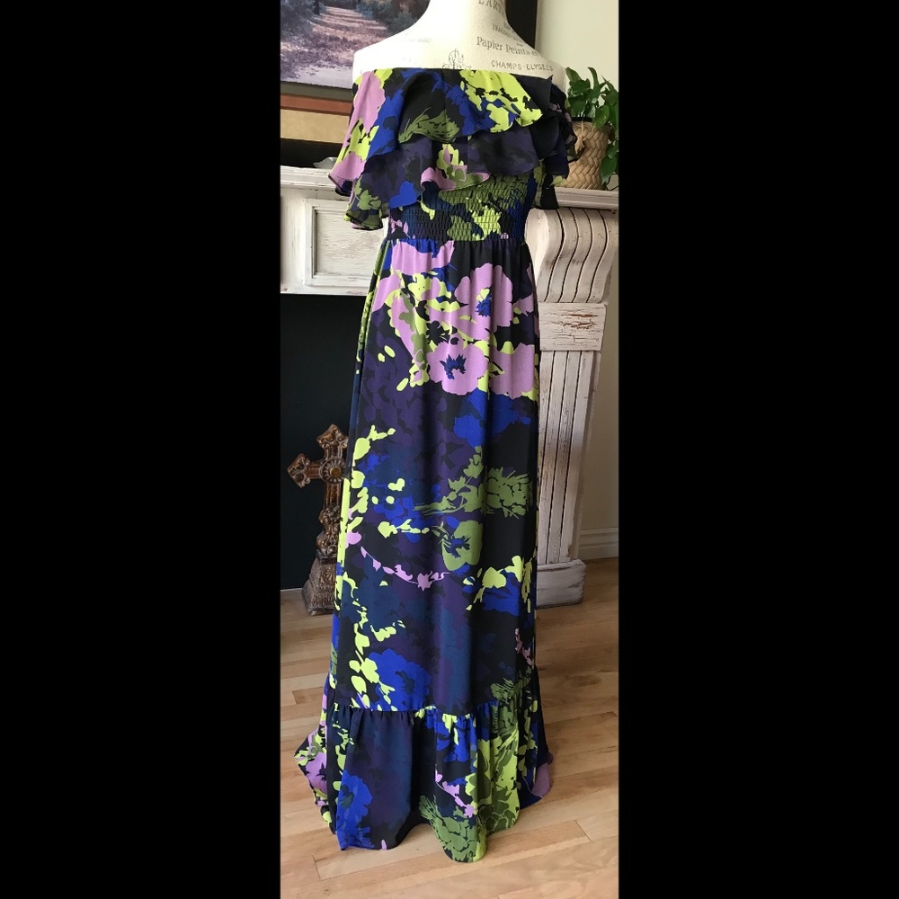 MM COUTURE by MISS ME Flattering Ruffled Flutter Tiers Strapless Floral …